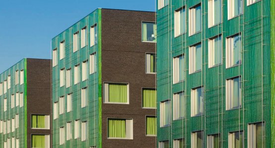 Holland-Composites-Raficlad-composite-facade-gevel-fassade-studentenhuisvesting-Klimop-Delft-wallpanel-gevelbeplating-gevelbekleding-gevelpanelen