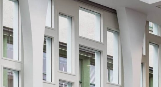 Earthquake-resistant-composite-facade-aardbeving-bestendig-gevel-gebouw-erdbebensichere Fassade-Wiebengacomplex-building-Holland-Composites